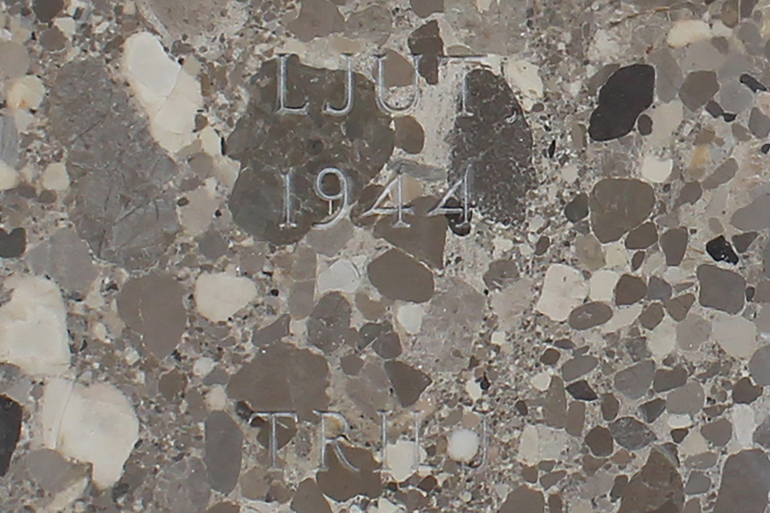 ljut 1944 trilj
